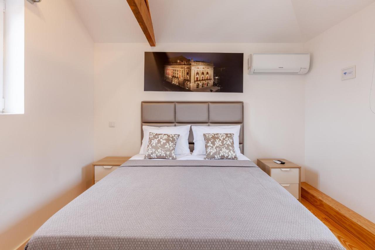Villa Apartments & Suites ปอร์โต ภายนอก รูปภาพ